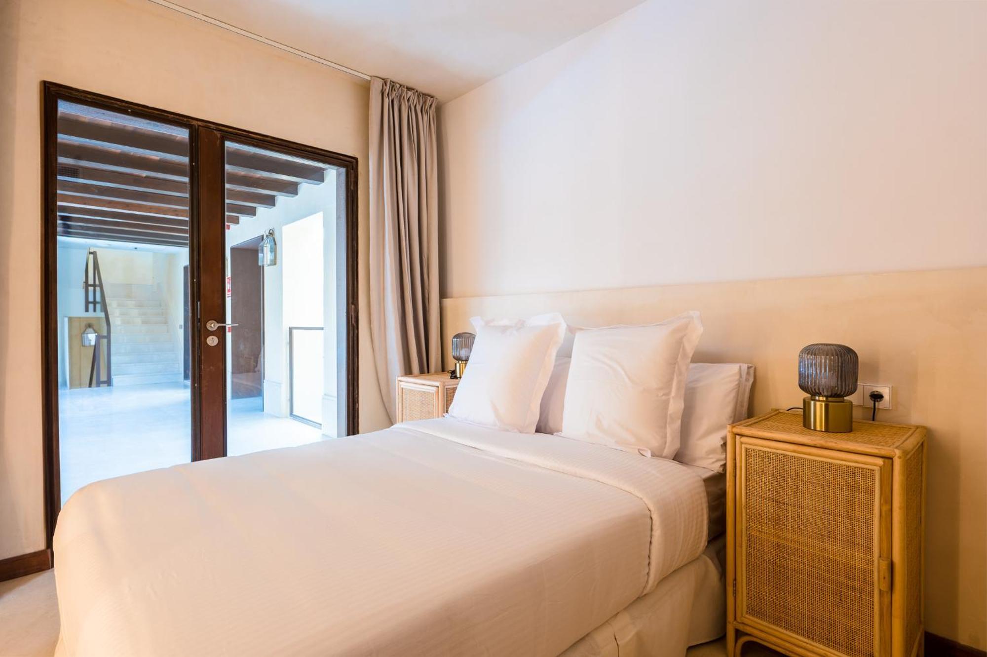 Apartamentos La Vistosona Seville Exterior photo
