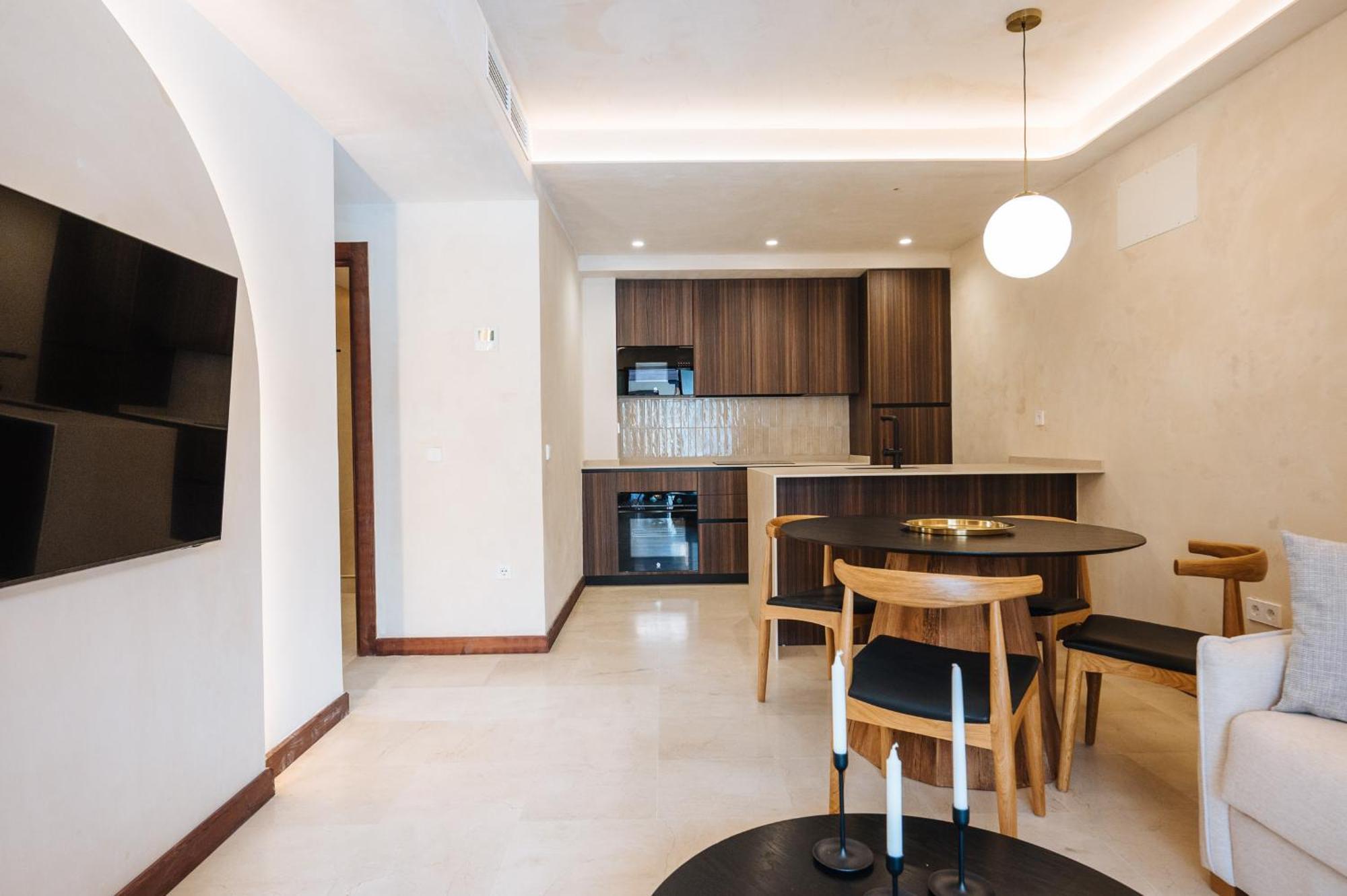 Apartamentos La Vistosona Seville Exterior photo